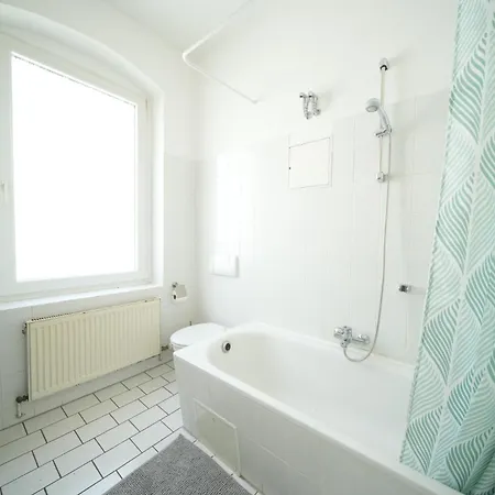 Lehastays - Gruppenapartment Sudenburg Magdeburg Exterior photo